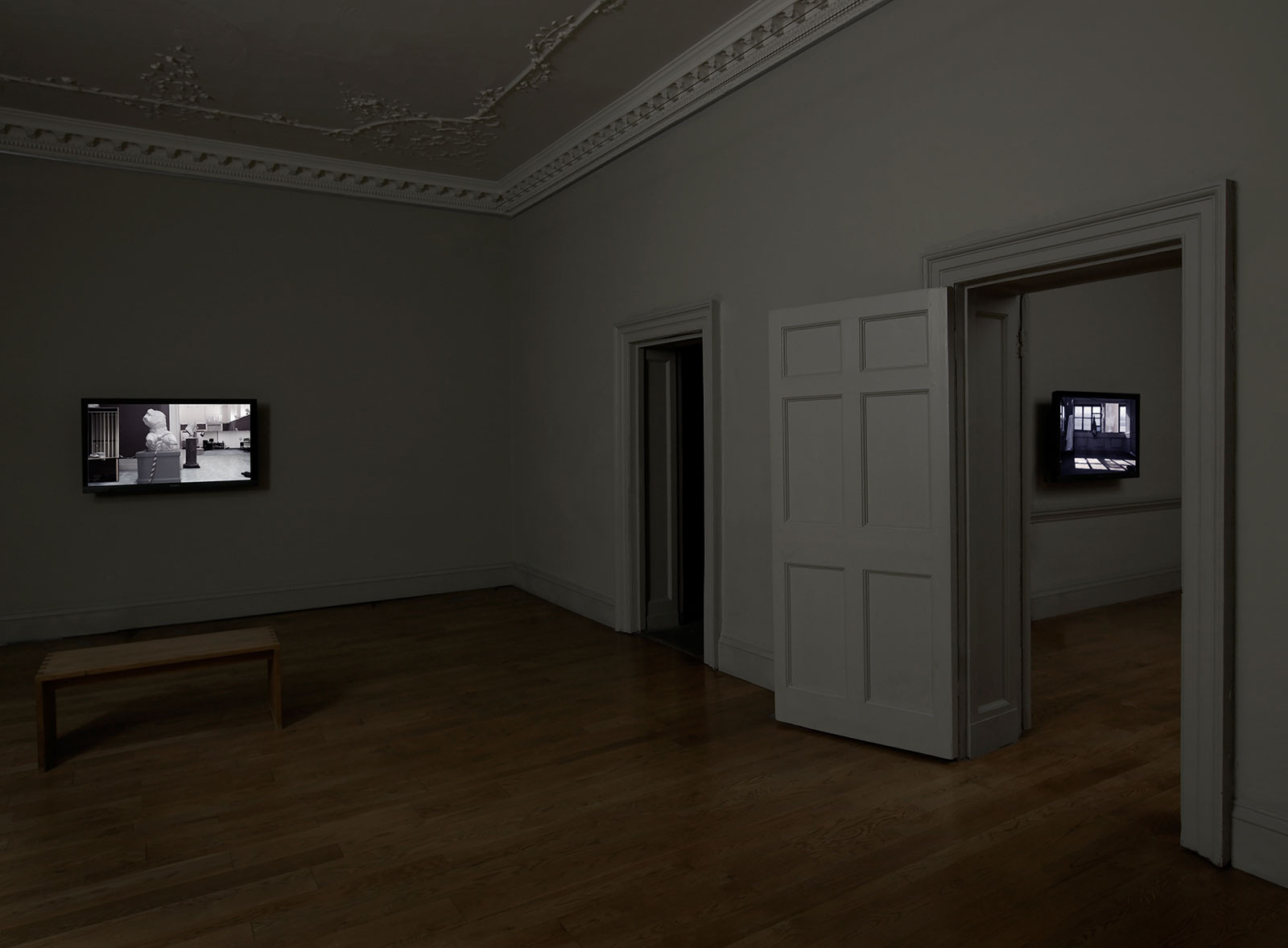 Exhibition view, Domobaal, London, 2011.
